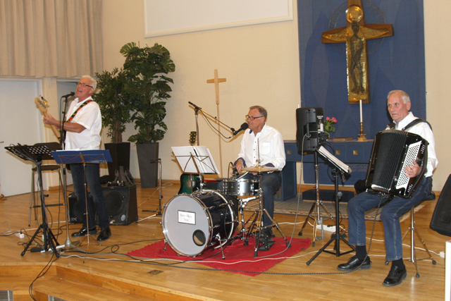 Sten-Åkes trio med Lennart Johnsson, Karl-Evert Hortell och Sten-Åke Ringlöv. Foto Dag Magnusson 