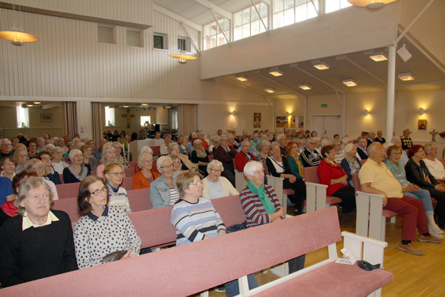 Publikbild från Vasakyrkan. Foto Dag Magnusson